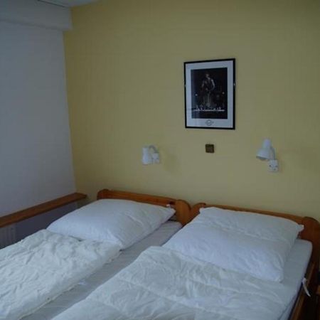Jonnys Villa Hage Bagian luar foto